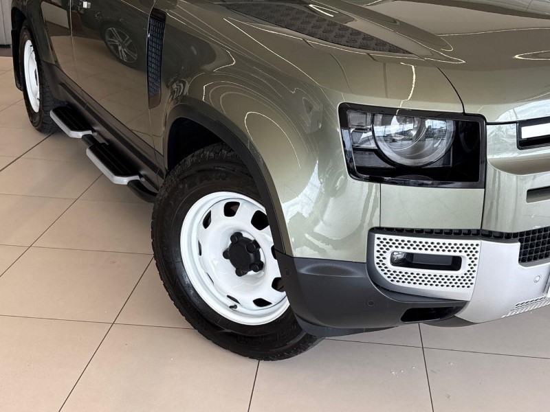 2022 (72) LAND ROVER DEFENDER 3.0 D250 SE 110 5dr Auto 5563012