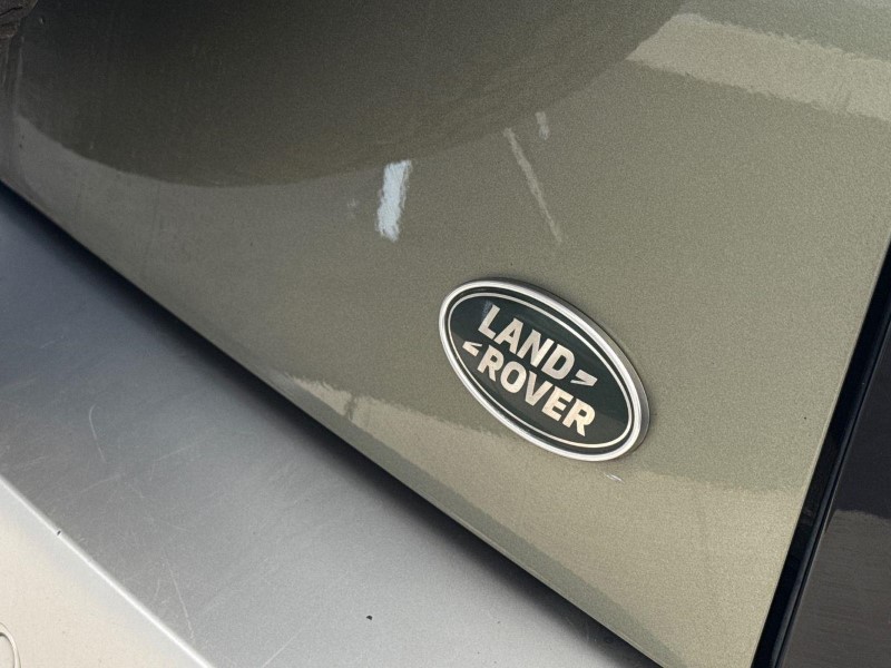 2022 (72) LAND ROVER DEFENDER 3.0 D250 SE 110 5dr Auto 5563016