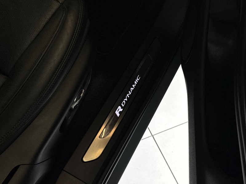 2021 (21) LAND ROVER RANGE ROVER EVOQUE 2.0 P250 R-Dynamic HSE 5dr Auto 5534489