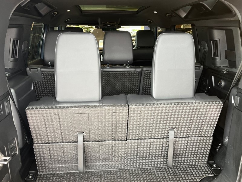 2023 (73) LAND ROVER DEFENDER 3.0 D250 X-Dynamic SE 110 5dr Auto [7 Seat] 5524920