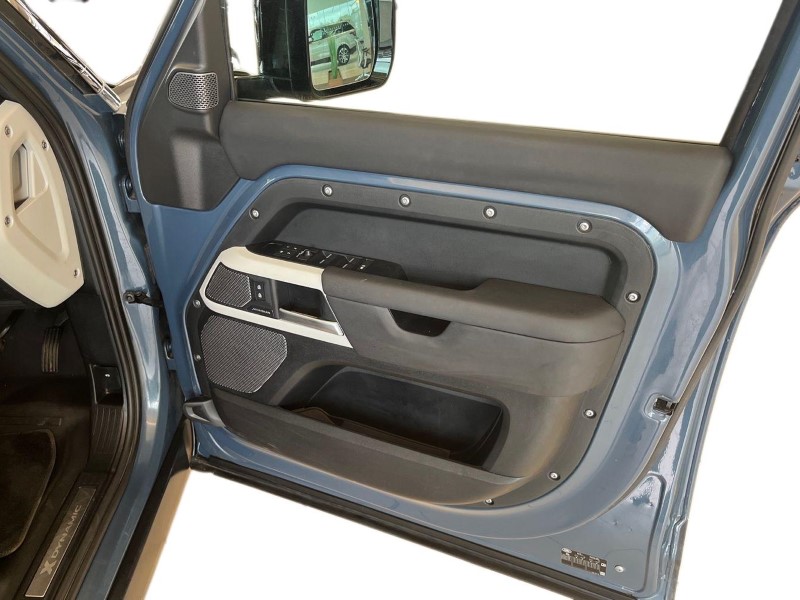 2023 (73) LAND ROVER DEFENDER 3.0 D250 X-Dynamic SE 110 5dr Auto [7 Seat] 5524890
