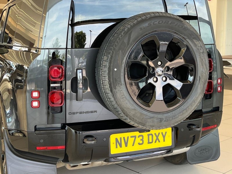 2023 (73) LAND ROVER COMMERCIAL DEFENDER 3.0 D300 Hard Top X-Dynamic HSE Auto 5532638