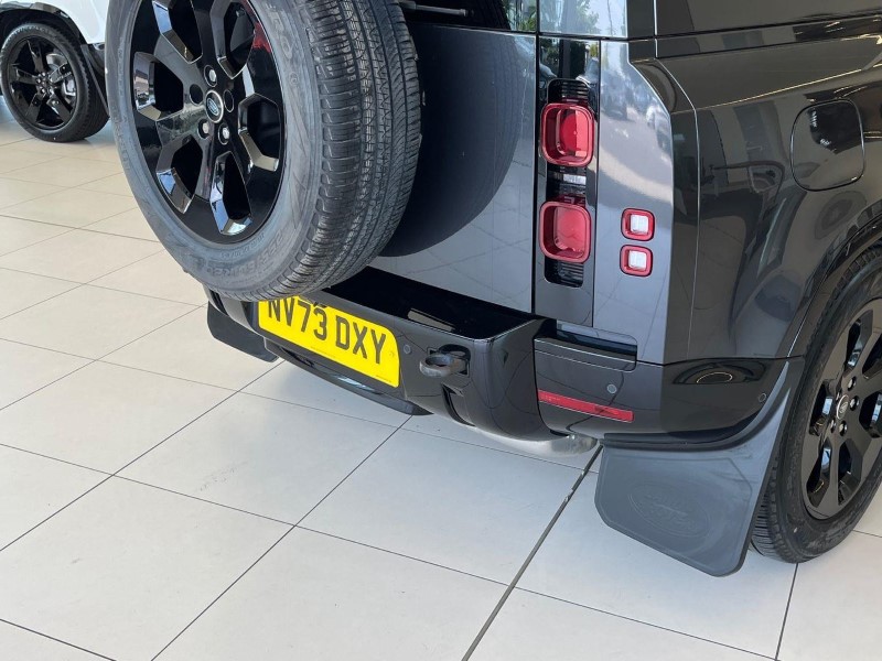 2023 (73) LAND ROVER COMMERCIAL DEFENDER 3.0 D300 Hard Top X-Dynamic HSE Auto 5532612