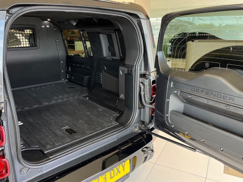 2023 (73) LAND ROVER COMMERCIAL DEFENDER 3.0 D300 Hard Top X-Dynamic HSE Auto 5532632