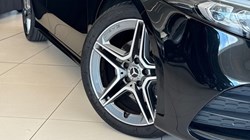 2021 (70) MERCEDES-BENZ A CLASS A200d AMG Line 4dr Auto 5521584