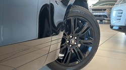 2023 (23) LAND ROVER RANGE ROVER VELAR 2.0 D200 R-Dynamic SE 5dr Auto 5538712