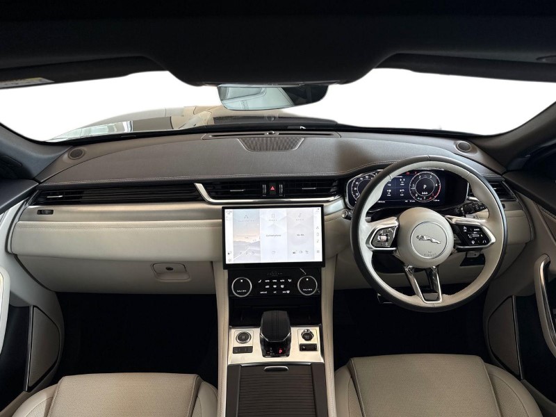 2024 (73) JAGUAR F-PACE 2.0 D200 R-Dynamic SE Black 5dr Auto AWD 5532216