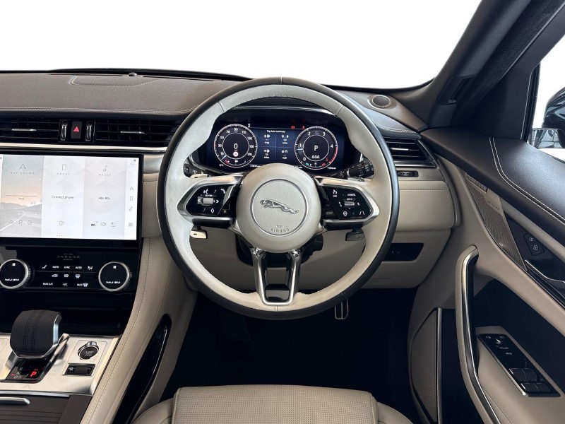 2024 (73) JAGUAR F-PACE 2.0 D200 R-Dynamic SE Black 5dr Auto AWD 5532222