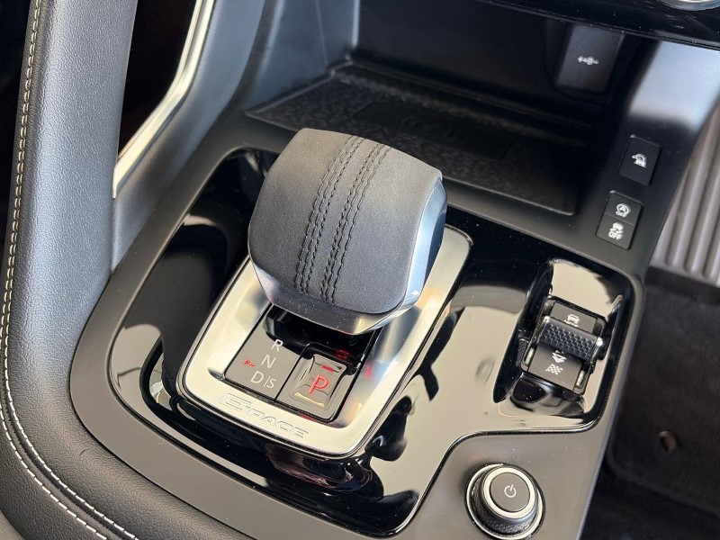 2023 (23) JAGUAR E-PACE 2.0 D200 R-Dynamic SE 5dr Auto 5549613