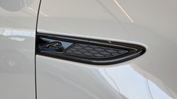2023 (23) JAGUAR E-PACE 2.0 D200 R-Dynamic SE 5dr Auto 5549620