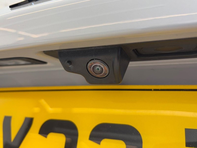 2023 (23) JAGUAR E-PACE 2.0 D200 R-Dynamic SE 5dr Auto 5549642