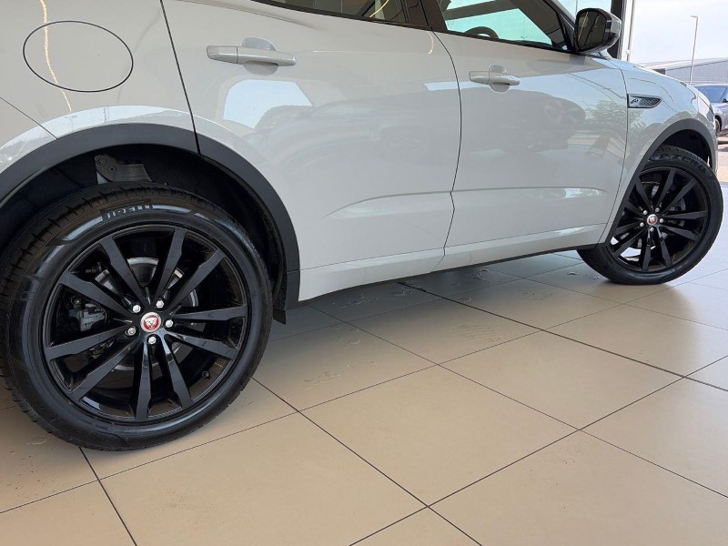 2023 (23) JAGUAR E-PACE 2.0 D200 R-Dynamic SE 5dr Auto 5549649