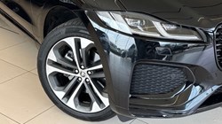 2024 (74) JAGUAR F-PACE 2.0 D200 R-Dynamic HSE Black 90th Anniv 5dr Auto 5551908