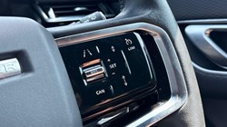 2023 (23) LAND ROVER RANGE ROVER VELAR 2.0 D200 R-Dynamic SE 5dr Auto 5549789