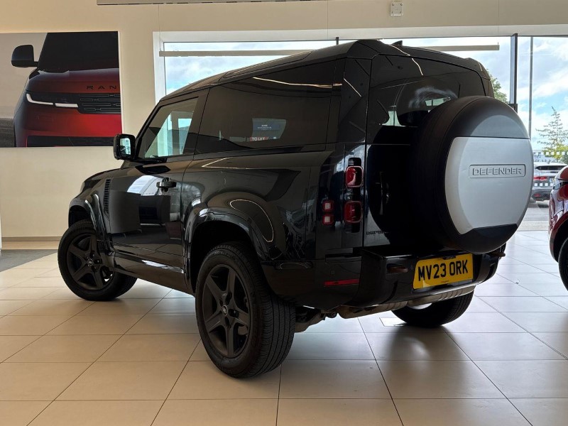 2023 (23) LAND ROVER DEFENDER 3.0 D250 X-Dynamic SE 90 3dr Auto 5568617