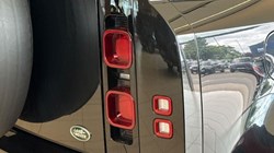 2023 (23) LAND ROVER DEFENDER 3.0 D250 X-Dynamic SE 90 3dr Auto 5568610