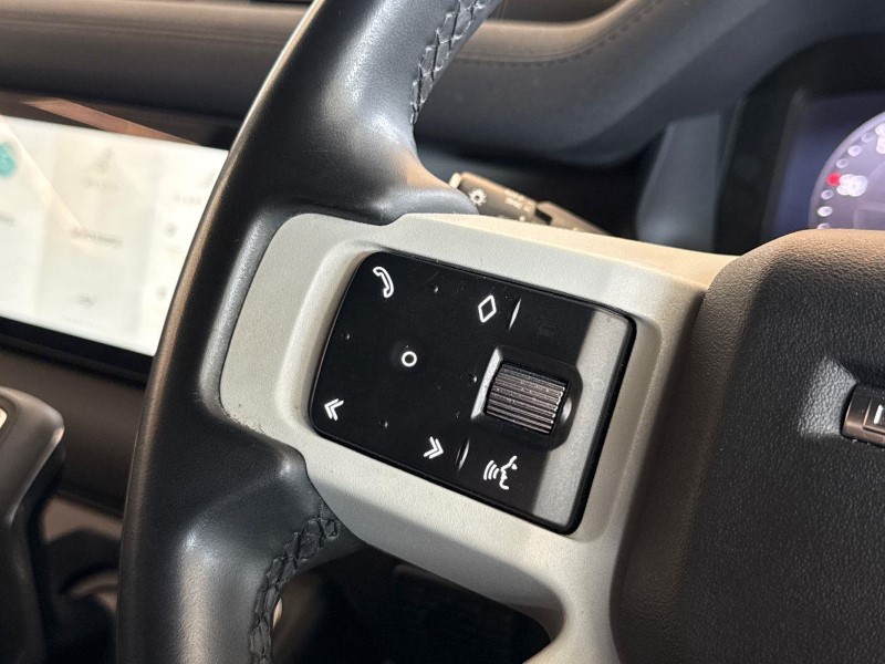 2023 (23) LAND ROVER DEFENDER 3.0 D250 X-Dynamic SE 90 3dr Auto 5568593