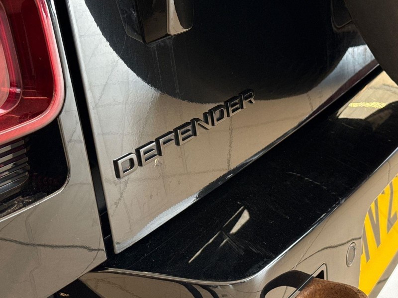2023 (23) LAND ROVER DEFENDER 3.0 D250 X-Dynamic SE 90 3dr Auto 5568609
