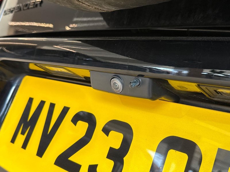 2023 (23) LAND ROVER DEFENDER 3.0 D250 X-Dynamic SE 90 3dr Auto 5568604