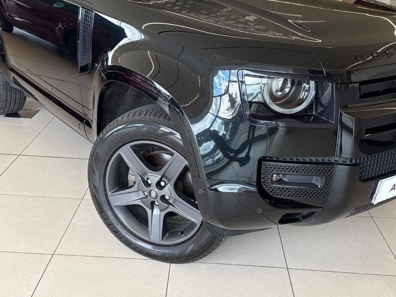 2023 (23) LAND ROVER DEFENDER 3.0 D250 X-Dynamic SE 90 3dr Auto 5568605