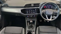 2020 (70) AUDI Q3 35 TFSI S Line 5dr 5554899