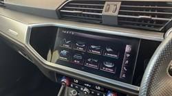2020 (70) AUDI Q3 35 TFSI S Line 5dr 5554919