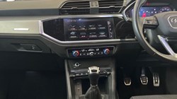 2020 (70) AUDI Q3 35 TFSI S Line 5dr 5554904