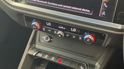 2020 (70) AUDI Q3 35 TFSI S Line 5dr 5554922