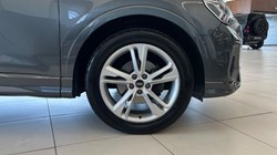 2020 (70) AUDI Q3 35 TFSI S Line 5dr 5554898