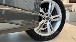 2020 (70) AUDI Q3 35 TFSI S Line 5dr 5554936