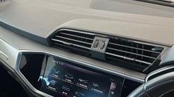 2020 (70) AUDI Q3 35 TFSI S Line 5dr 5554924