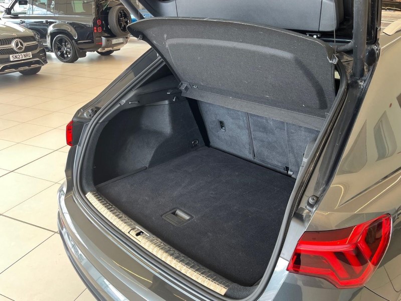 2020 (70) AUDI Q3 35 TFSI S Line 5dr 5554927