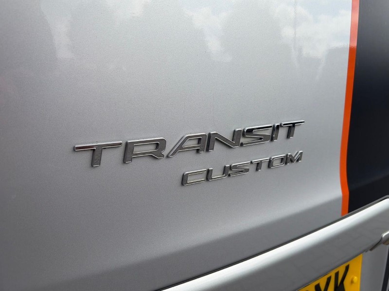 2018 (68) FORD COMMERCIAL TRANSIT CUSTOM 2.0 TDCi 170ps Low Roof D/Cab Sport Van 5568897