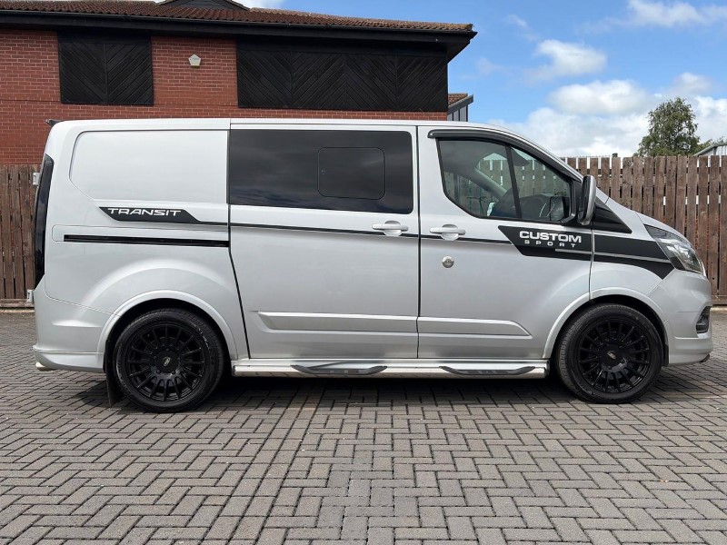 2018 (68) FORD COMMERCIAL TRANSIT CUSTOM 2.0 TDCi 170ps Low Roof D/Cab Sport Van 5568910