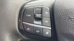 2018 (68) FORD COMMERCIAL TRANSIT CUSTOM 2.0 TDCi 170ps Low Roof D/Cab Sport Van 5568882