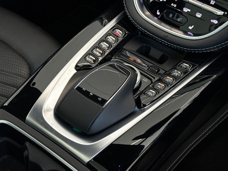 2021 (21) ASTON MARTIN DBX V8 550 5dr Touchtronic 5597825