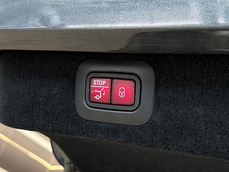 2021 (21) ASTON MARTIN DBX V8 550 5dr Touchtronic 5597851