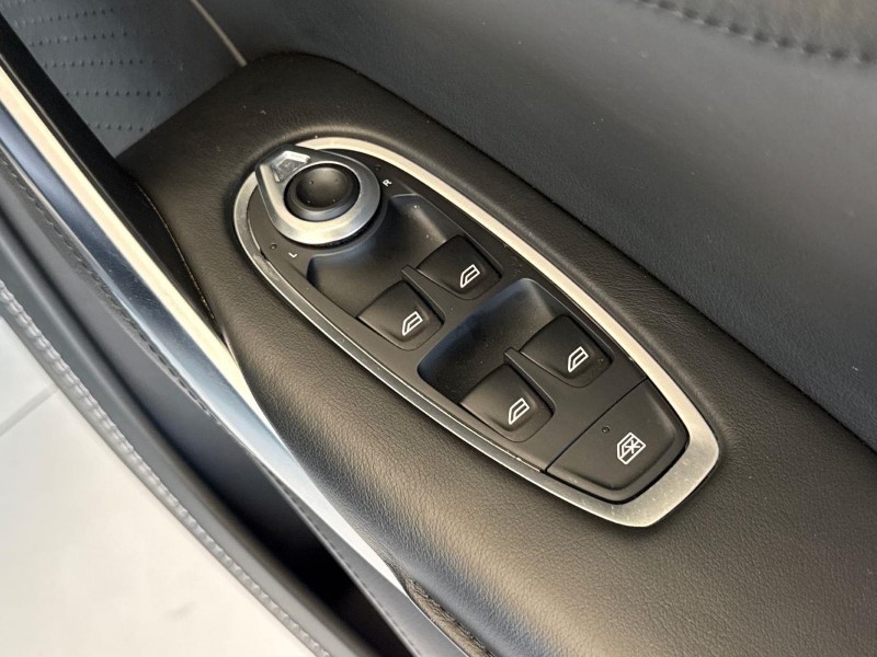2021 (21) ASTON MARTIN DBX V8 550 5dr Touchtronic 5597835