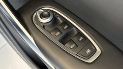 2021 (21) ASTON MARTIN DBX V8 550 5dr Touchtronic 5597835