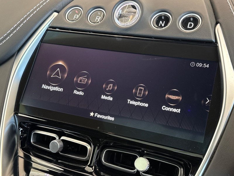 2021 (21) ASTON MARTIN DBX V8 550 5dr Touchtronic 5597842