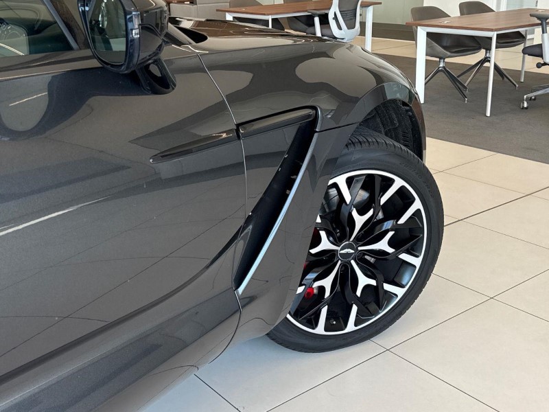 2021 (21) ASTON MARTIN DBX V8 550 5dr Touchtronic 5597859