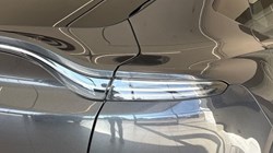 2021 (21) ASTON MARTIN DBX V8 550 5dr Touchtronic 5597857