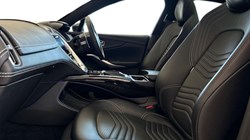 2021 (21) ASTON MARTIN DBX V8 550 5dr Touchtronic 5597815