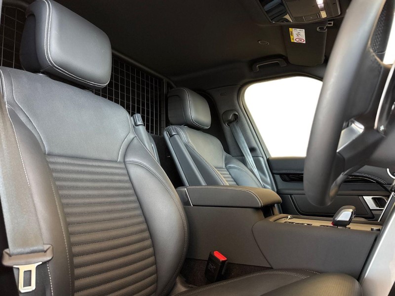 2025 (25) LAND ROVER COMMERCIAL DISCOVERY 3.0 D350 SE Commercial Auto 5539360