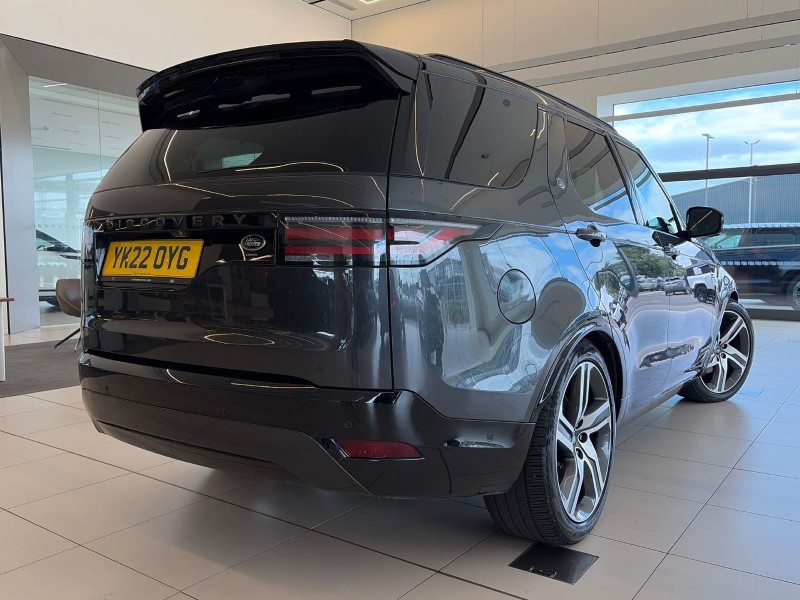 2022 (22) LAND ROVER DISCOVERY 3.0 D300 R-Dynamic HSE 5dr Auto 5554407