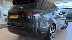 2022 (22) LAND ROVER DISCOVERY 3.0 D300 R-Dynamic HSE 5dr Auto 5554407