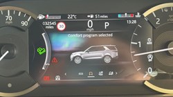 2022 (22) LAND ROVER DISCOVERY 3.0 D300 R-Dynamic HSE 5dr Auto 5554384