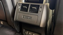 2022 (22) LAND ROVER DISCOVERY 3.0 D300 R-Dynamic HSE 5dr Auto 5554368