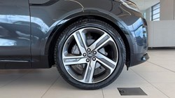 2022 (22) LAND ROVER DISCOVERY 3.0 D300 R-Dynamic HSE 5dr Auto 5554358