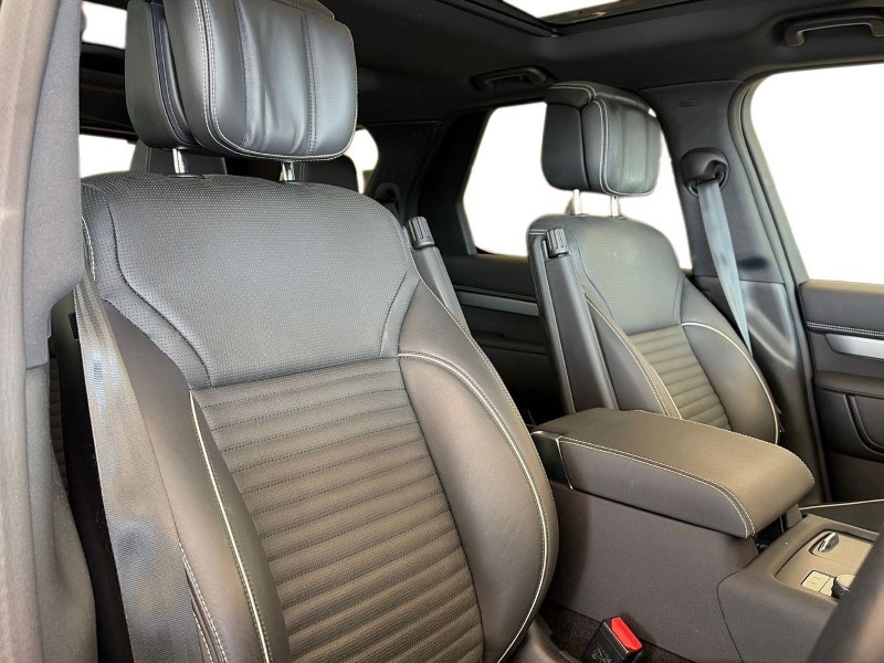 2022 (22) LAND ROVER DISCOVERY 3.0 D300 R-Dynamic HSE 5dr Auto 5554376